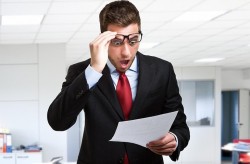 Налоговая накладная с размером букв в названии продавца, не совпадает с размером в названии, указанным в уставных документах продавца, является действительной |